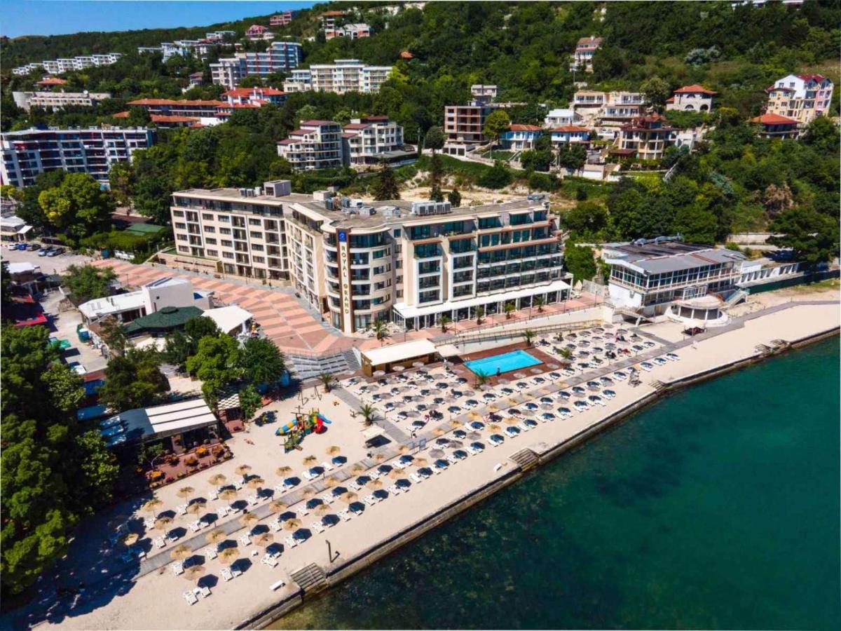 Royal Grand Hotel And Spa Kavarna Eksteriør bilde