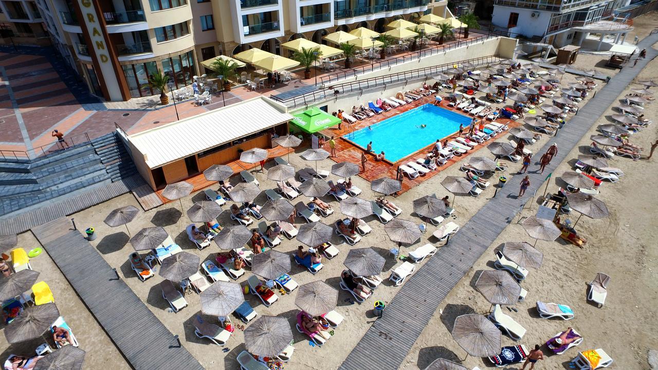 Royal Grand Hotel And Spa Kavarna Eksteriør bilde